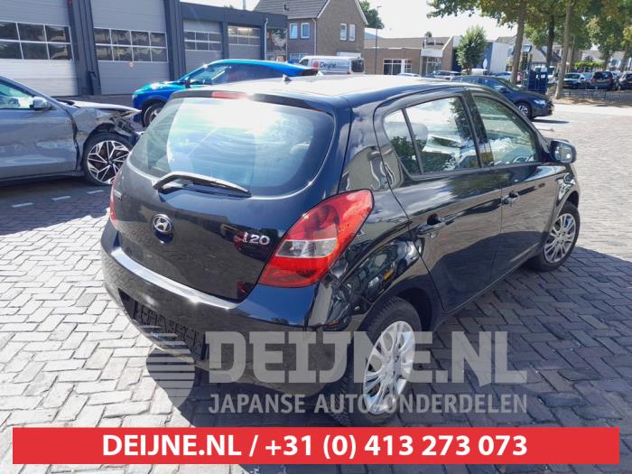Hyundai i20 1.2i 16V Épave (2010, Noir)