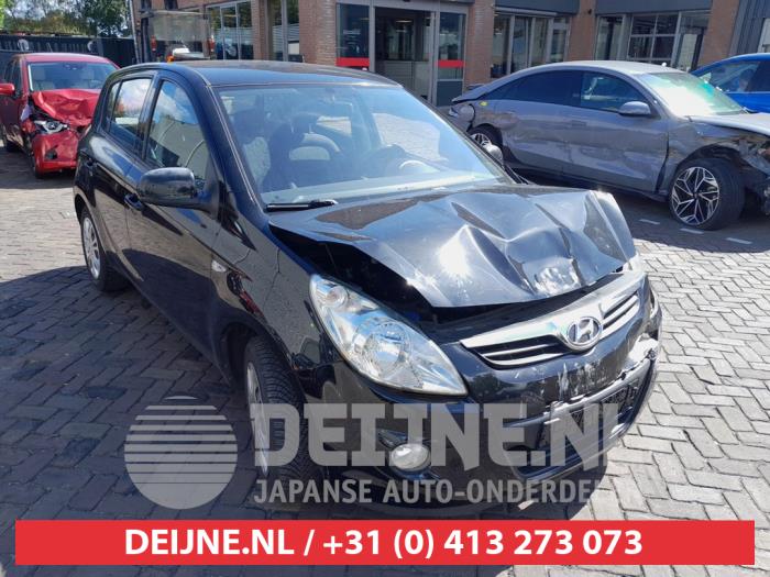 Hyundai i20 1.2i 16V Épave (2010, Noir)