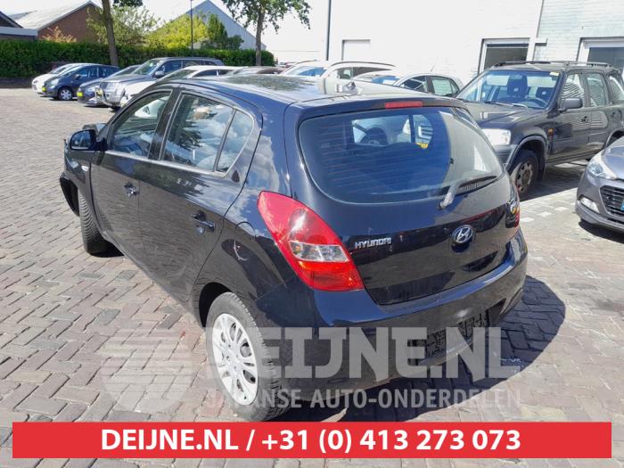 Hyundai i20 1.2i 16V Épave (2010, Noir)