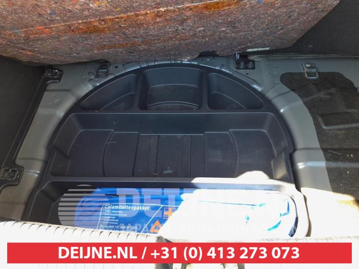 Hyundai i20 1.2i 16V Épave (2010, Noir)