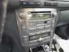 Toyota Avensis 1.8 16V VVT-i Skrotfordon (2005, GRIJS)