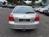 Toyota Avensis 1.8 16V VVT-i Skrotfordon (2005, GRIJS)