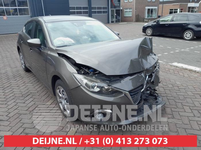 Mazda 3 2.0 SkyActiv-G 16V Épave (2014, Brun)