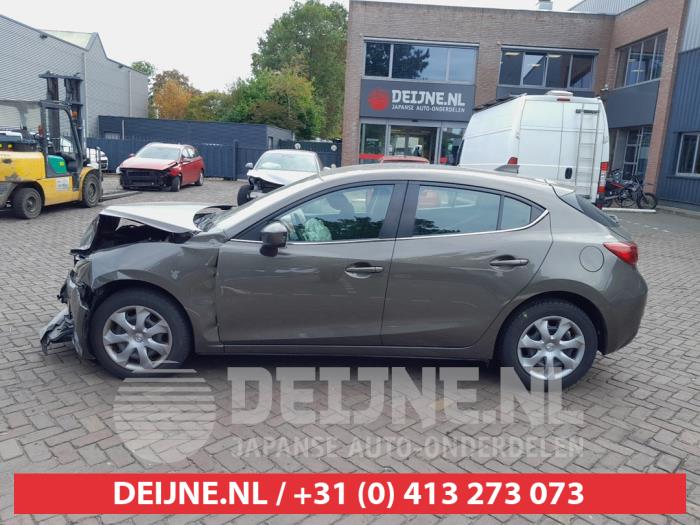 Mazda 3 2.0 SkyActiv-G 16V Épave (2014, Brun)
