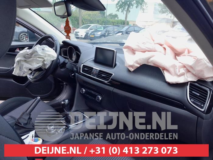 Mazda 3 2.0 SkyActiv-G 16V Épave (2014, Brun)