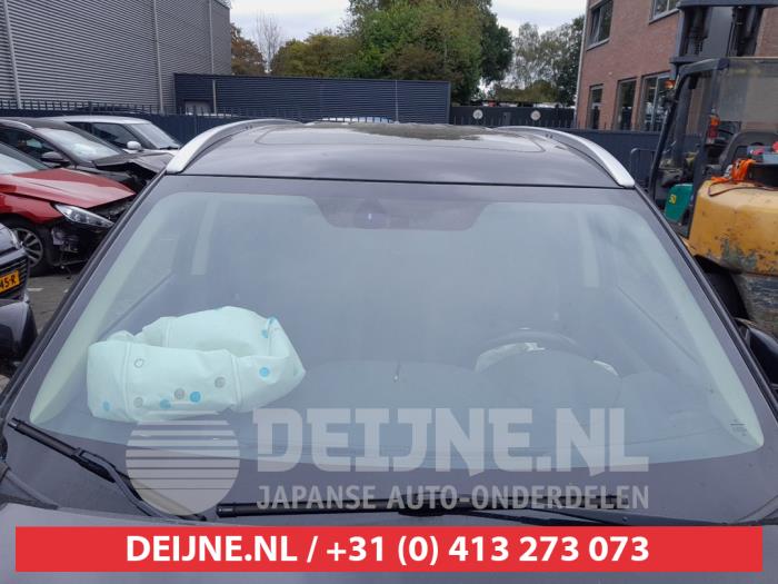 Mitsubishi Outlander 2.0 16V PHEV 4x4 Schrottauto (2015, Schwarz)