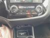 Mitsubishi Outlander 2.0 16V PHEV 4x4 Schrottauto (2015, Schwarz)