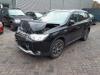 Mitsubishi Outlander 2.0 16V PHEV 4x4 Schrottauto (2015, Schwarz)