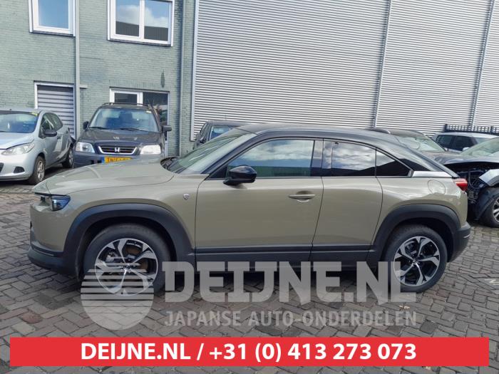 Mazda MX-30 e-SkyActiv R-EV 170 Épave (2023, Jaune, Noir)