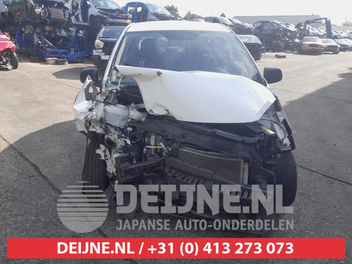 Kia Picanto 1.0 12V Samochód złomowany (2015, Bialy)