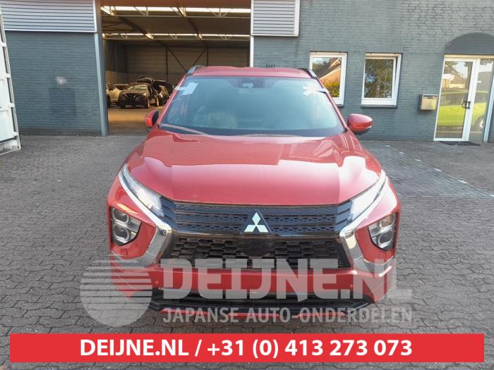 Mitsubishi Eclipse Cross 2.4 16V PHEV 4x4 Salvage vehicle (2023, Red)