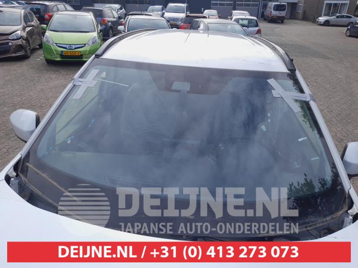 Mitsubishi Eclipse Cross 2.4 16V PHEV 4x4 Schrottauto (2023, Weiß)