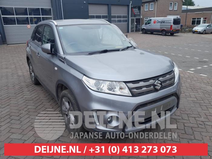 Suzuki Vitara 1.6 16V VVT Salvage vehicle (2018, Gray)