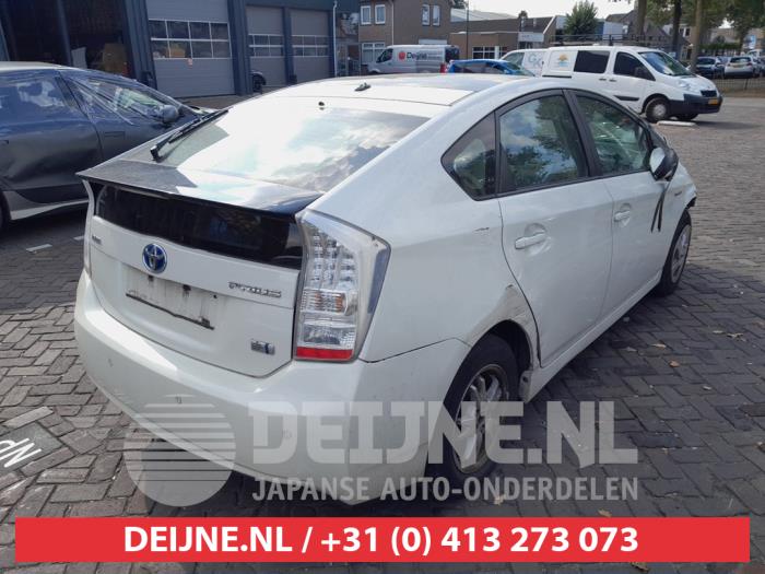 Toyota Prius 1.8 16V Épave (2010, Blanc)
