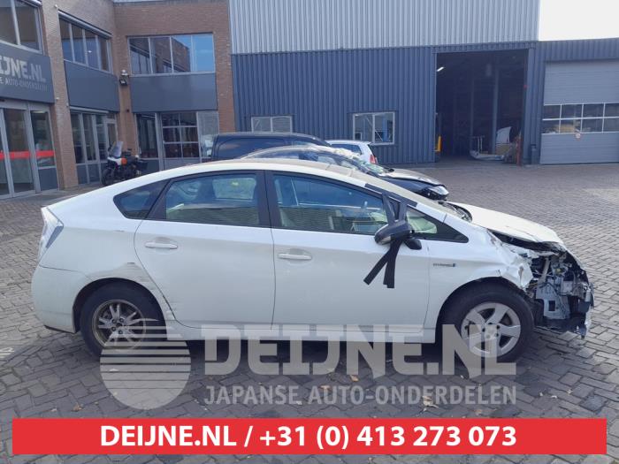 Toyota Prius 1.8 16V Épave (2010, Blanc)