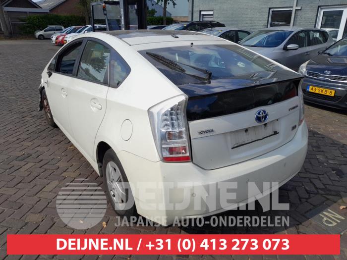 Toyota Prius 1.8 16V Épave (2010, Blanc)