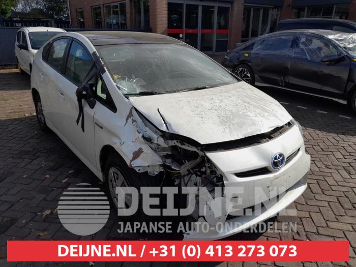 Toyota Prius 1.8 16V Épave (2010, Blanc)