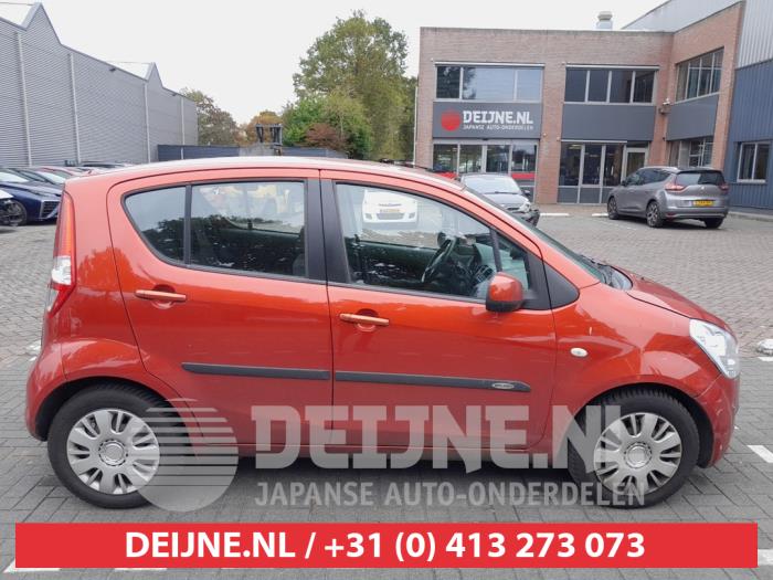Suzuki Splash 1.0 12V Samochód uszkodzony (2009, Pomaranczowy)