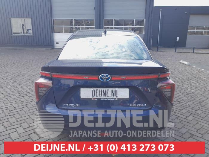 Toyota Mirai FCV Skadat fordon (2016, BLAUW)