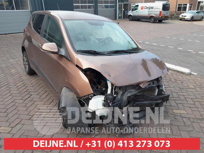 Hyundai i10 1.2 16V Vehículo de desguace (2018, Marrón)