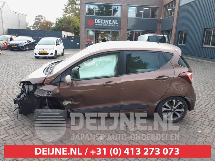 Hyundai i10 1.2 16V Vehículo de desguace (2018, Marrón)