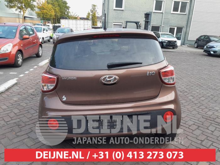Hyundai i10 1.2 16V Vehículo de desguace (2018, Marrón)
