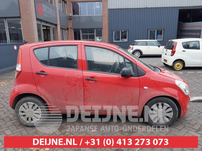 Suzuki Splash 1.0 12V Samochód złomowany (2008, Czerwony)