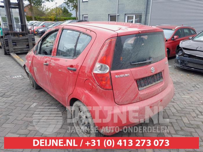Suzuki Splash 1.0 12V Samochód złomowany (2008, Czerwony)