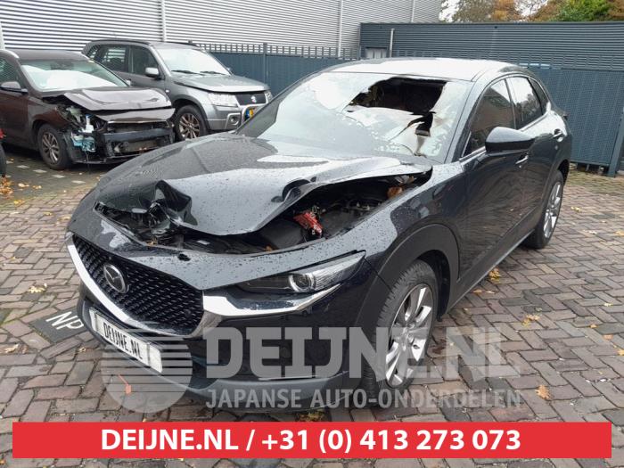 Mazda CX-30 2.0 e-SkyActiv-G 122 16V Unfallauto (2021, Schwarz)