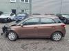 Hyundai i20 1.1 CRDi VGT 12V Schrottauto (2018, Braun)