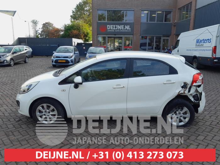Kia Rio III 1.2 CVVT 16V Skrotfordon (2012, WIT)