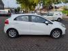 Kia Rio III 1.2 CVVT 16V Skrotfordon (2012, WIT)