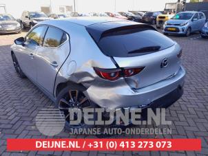Mazda 3 Sport 2.0 SkyActiv-X M Hybrid 16V Vehículo de desguace (2022, Gris)