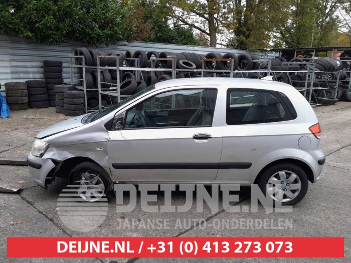 Hyundai Getz 1.3i 12V Skrotfordon (2005, GRIJS)