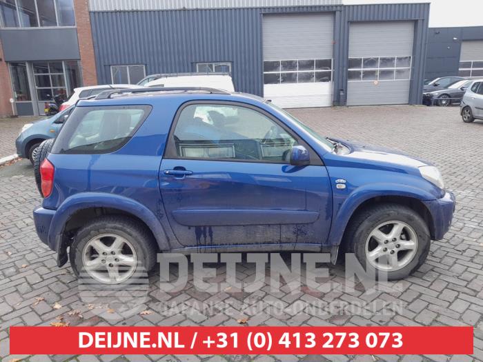 Toyota RAV4 2.0 16V VVT-i 4x4 Samochód złomowany (2002, Niebieski)