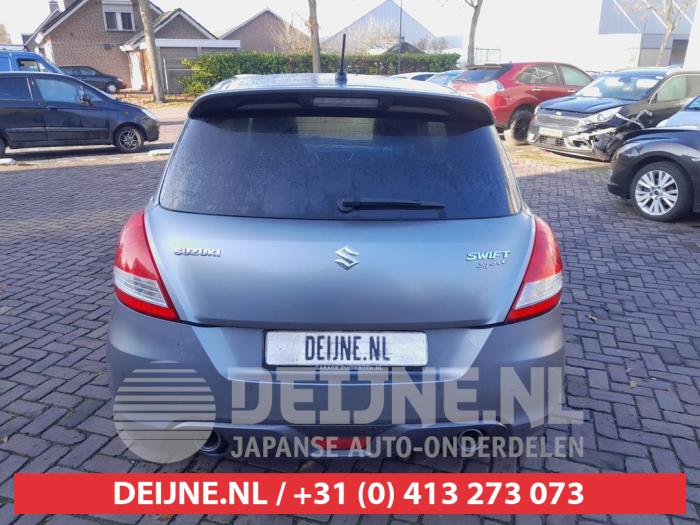 Suzuki Swift 1.6 Sport VVT 16V Skadat fordon (2012, GRIJS)