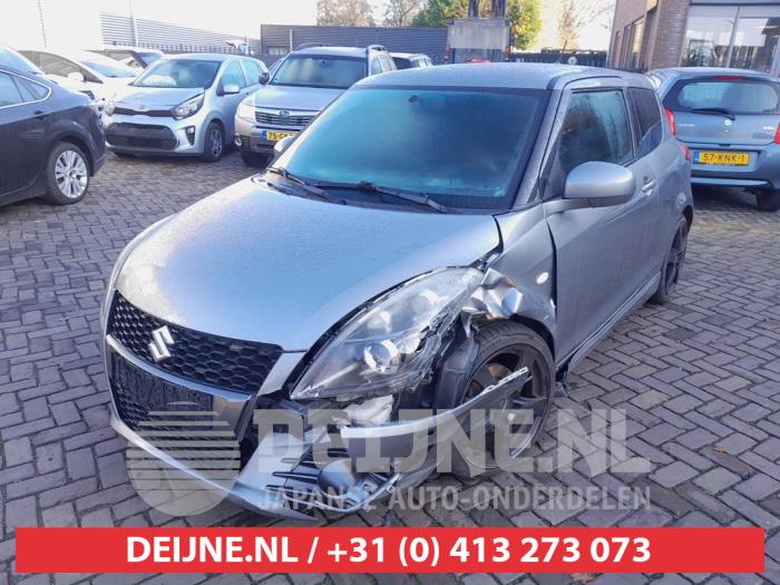 Suzuki Swift 1.6 Sport VVT 16V Skadat fordon (2012, GRIJS)