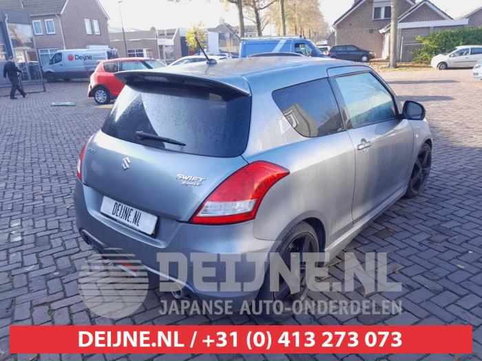 Suzuki Swift 1.6 Sport VVT 16V Skadat fordon (2012, GRIJS)
