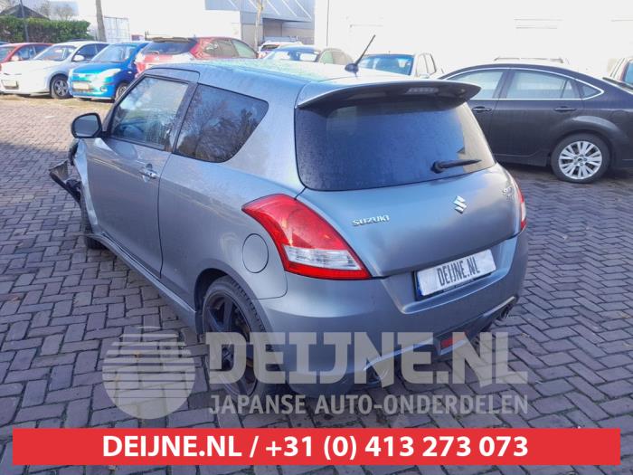 Suzuki Swift 1.6 Sport VVT 16V Skadat fordon (2012, GRIJS)