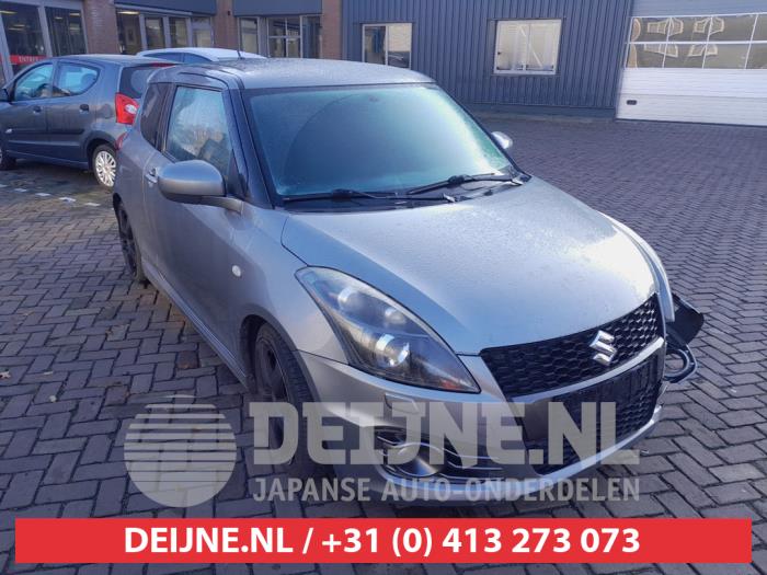 Suzuki Swift 1.6 Sport VVT 16V Skadat fordon (2012, GRIJS)