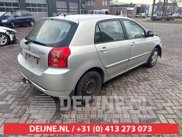 Toyota Corolla 1.6 16V VVT-i Vehículo de desguace (2005, Gris plateado)