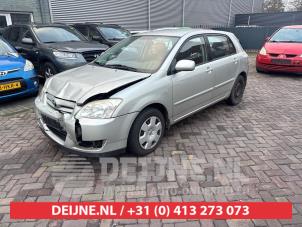 Toyota Corolla 1.6 16V VVT-i Vehículo de desguace (2005, Gris plateado)