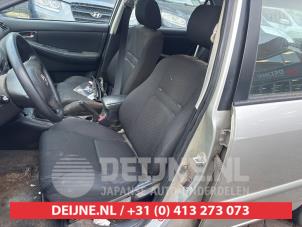 Toyota Corolla 1.6 16V VVT-i Vehículo de desguace (2005, Gris plateado)