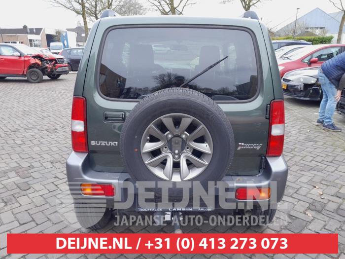 Suzuki Jimny Hardtop 1.3i 16V VVT 4x4 Metal Top Épave (2017, Foncé, Vert)
