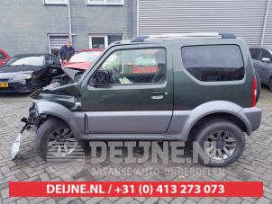 Suzuki Jimny Hardtop 1.3i 16V VVT 4x4 Metal Top Épave (2017, Foncé, Vert)