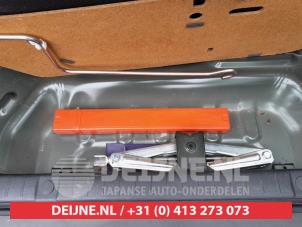 Suzuki Jimny Hardtop 1.3i 16V VVT 4x4 Metal Top Épave (2017, Foncé, Vert)