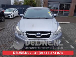 Subaru XV 1.6 AWD 16V Épave (2014, Gris argenté)