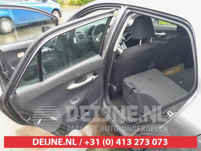 Toyota Auris 1.6 Dual VVT-i 16V Vehículo de desguace (2008, Gris)