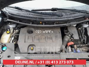 Toyota Auris 1.6 Dual VVT-i 16V Vehículo de desguace (2008, Gris)