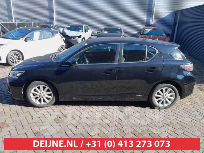 Lexus CT 200h 1.8 16V Vehículo de desguace (2013, Negro)
